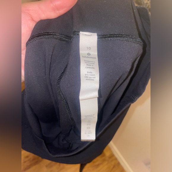 Lululemon Align High Rise Black Leggings Size 10 - Picture 6 of 9